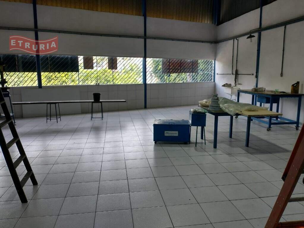 Galpão à venda no Jardim Vila Carrão: 