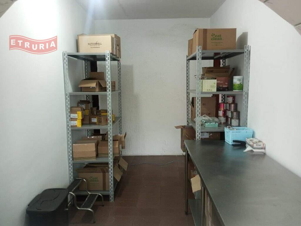 Sobrado à venda no Jardim Cinco de Julho: 