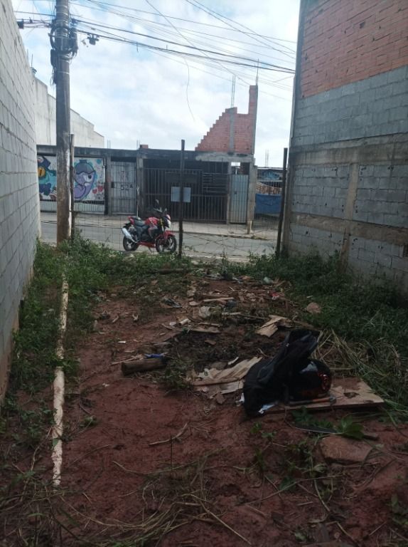 Terreno à venda no Recanto Verde do Sol: 