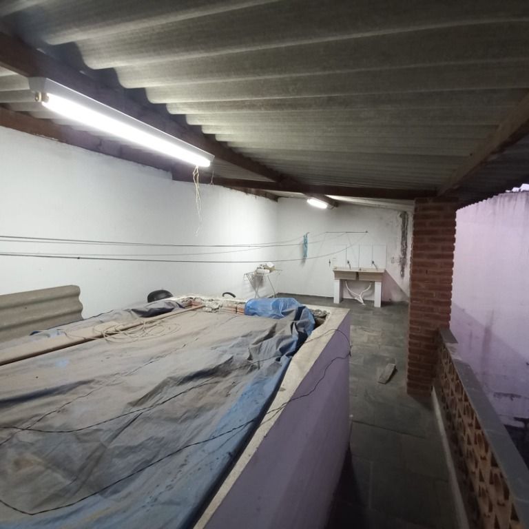 Prédio à venda no Cidade Satélite Santa Bárbara: 