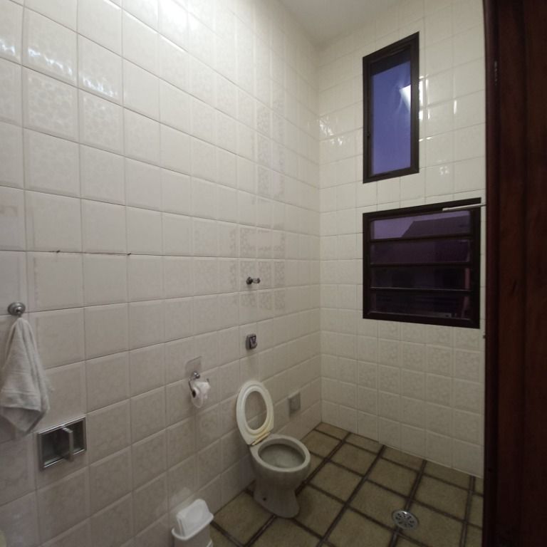 Prédio à venda no Cidade Satélite Santa Bárbara: 