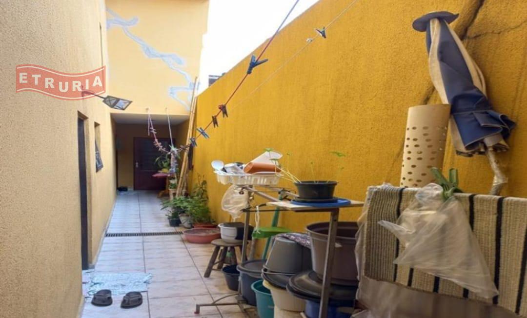 Sobrado à venda no Jardim Ponte Rasa: 