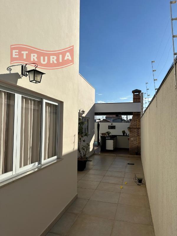 Casa à venda no Residencial do Bosque: 