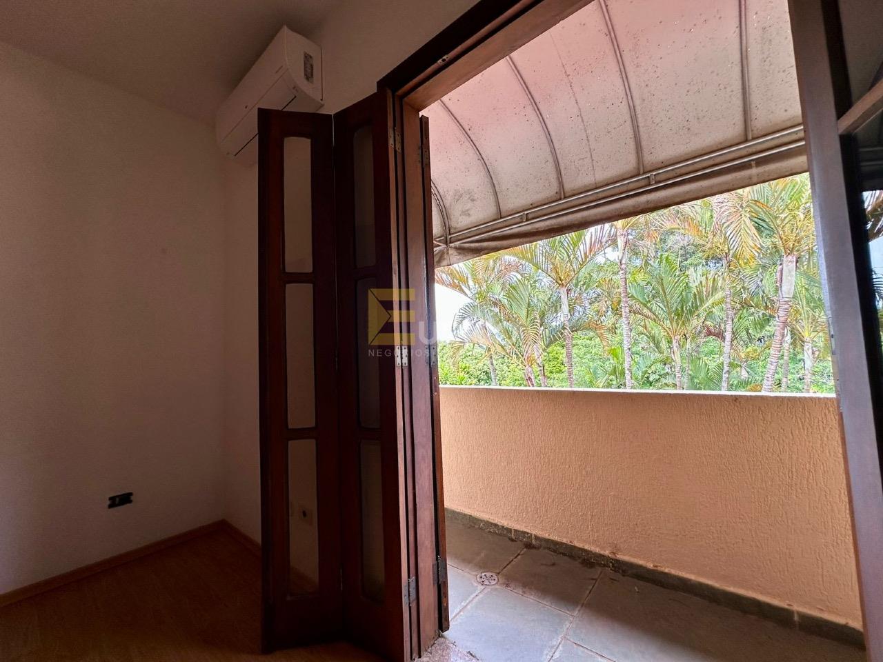 Casa em condomínio à venda no Condomínio Estância Marambaia em Vinhedo/SP: 