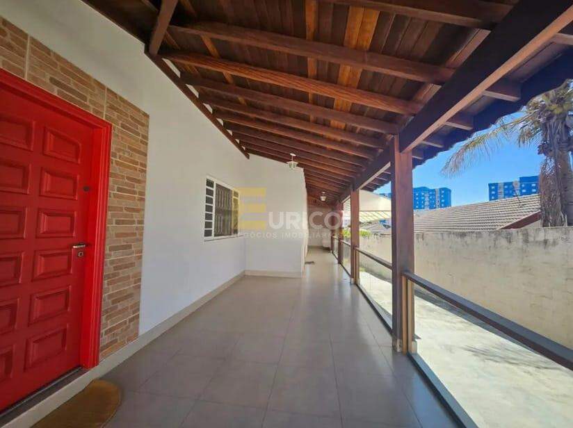 Casa à venda no Condomínio Residencial Maison Blanche em Valinhos/SP: 