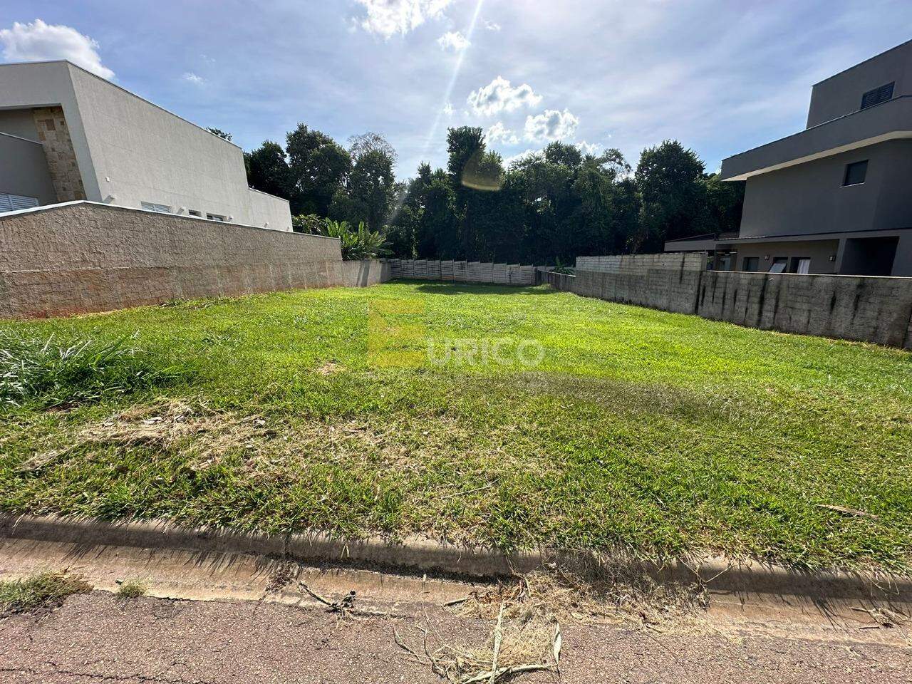Terreno em Condomínio à venda no Condomínio Terras de Santa Teresa em Itupeva/SP: 
