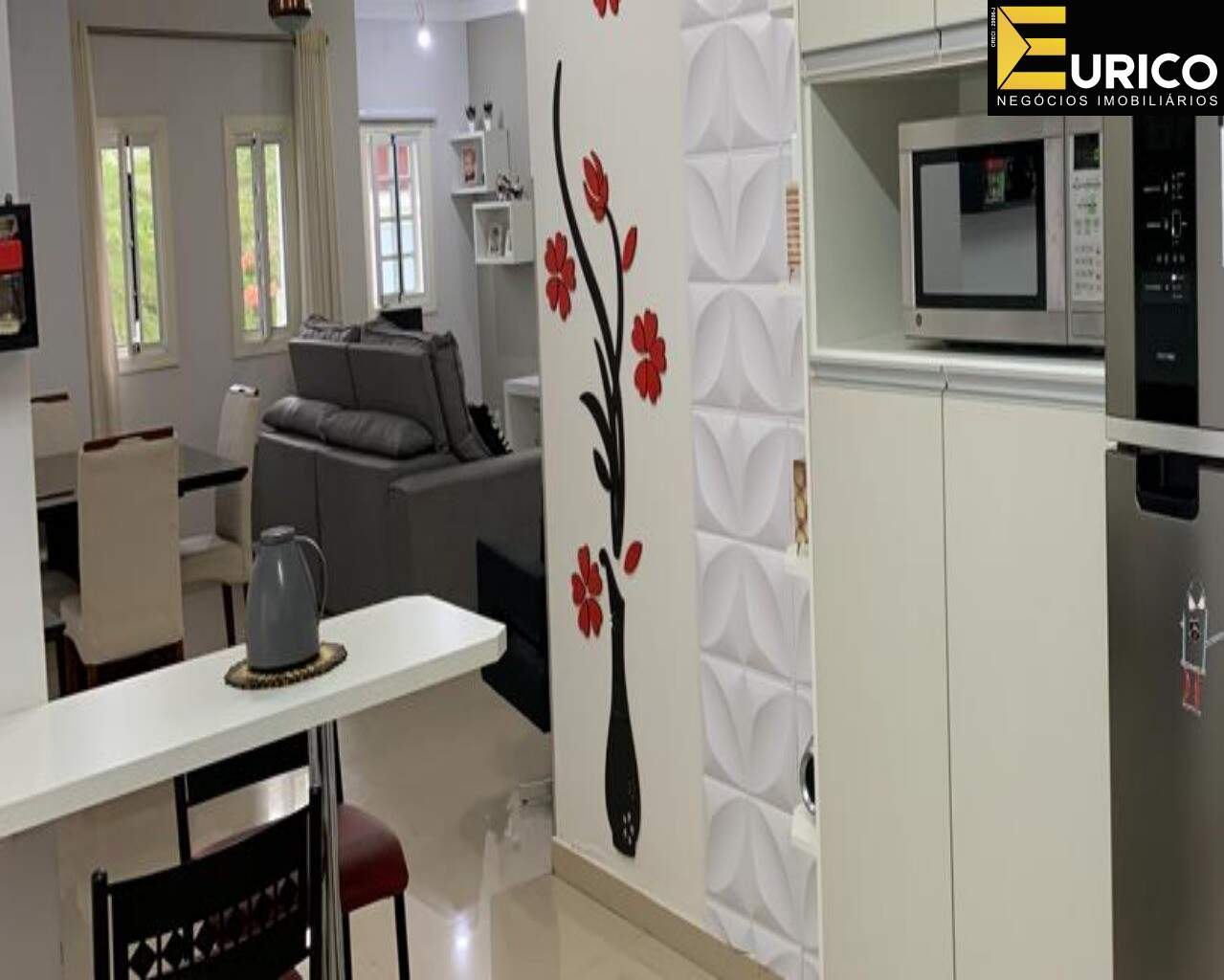 Casa em condomínio à venda no Condomínio Residencial Itamambuca em Valinhos/SP: Foto 02