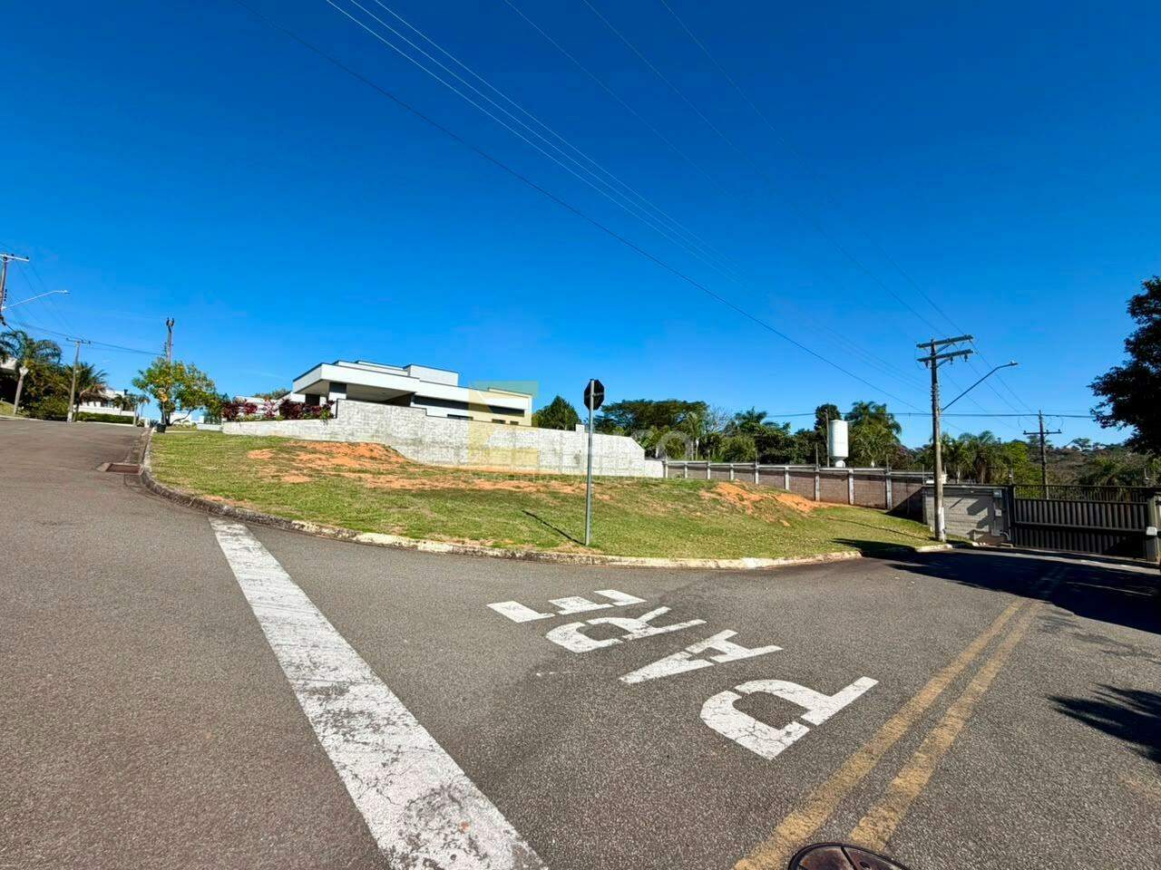 Terreno em Condomínio à venda no Condomínio Residencial Querência em Valinhos/SP: 