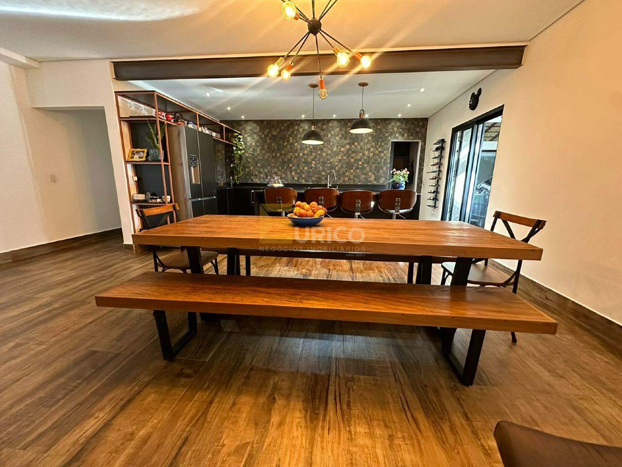 Casa em condomínio à venda no Condomínio Estância Marambaia em Vinhedo/SP: 