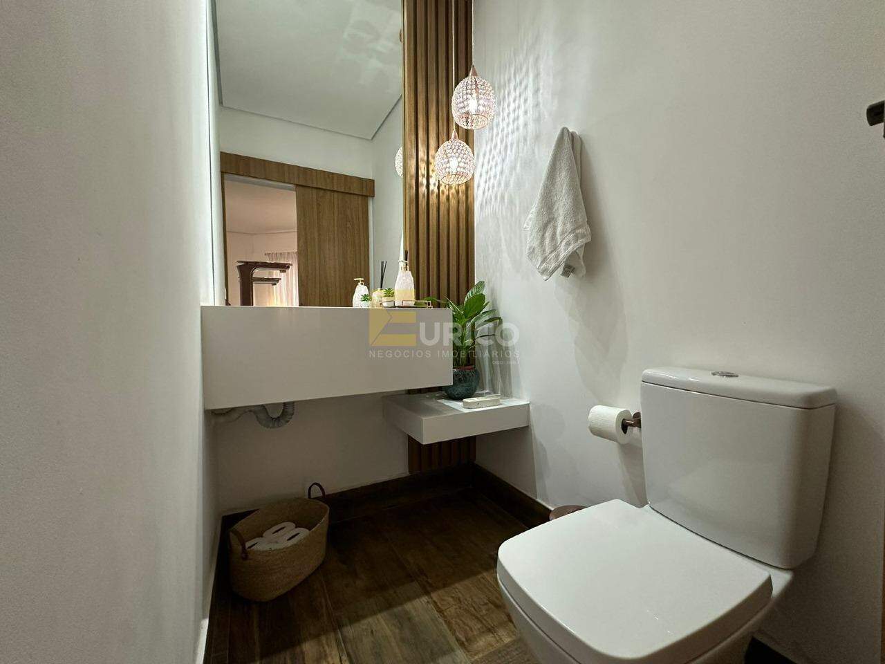 Casa em condomínio à venda no Condomínio Estância Marambaia em Vinhedo/SP: 