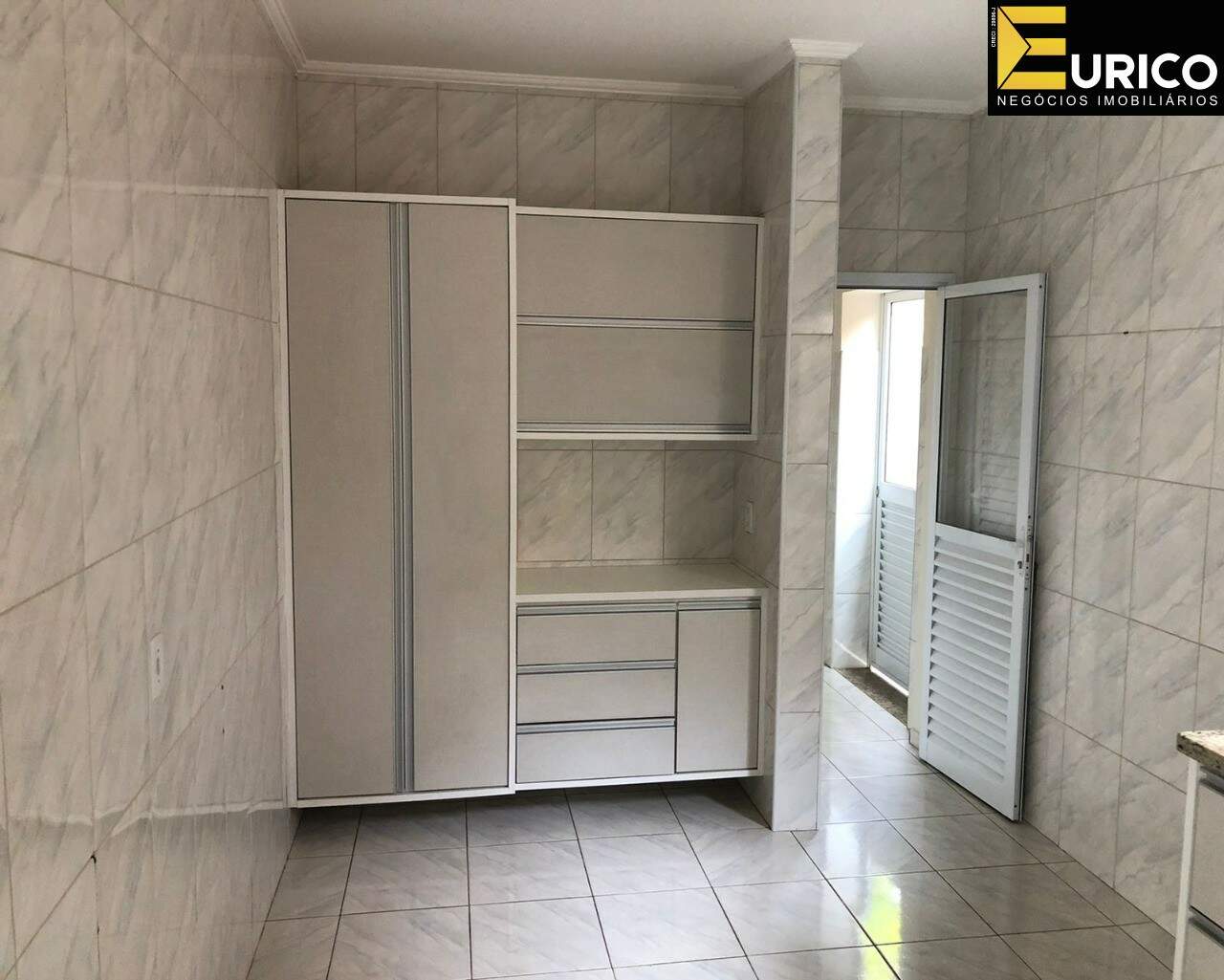 Casa em condomínio para aluguel no Condomínio Vivenda das Quaresmeiras em Valinhos/SP: Foto 08