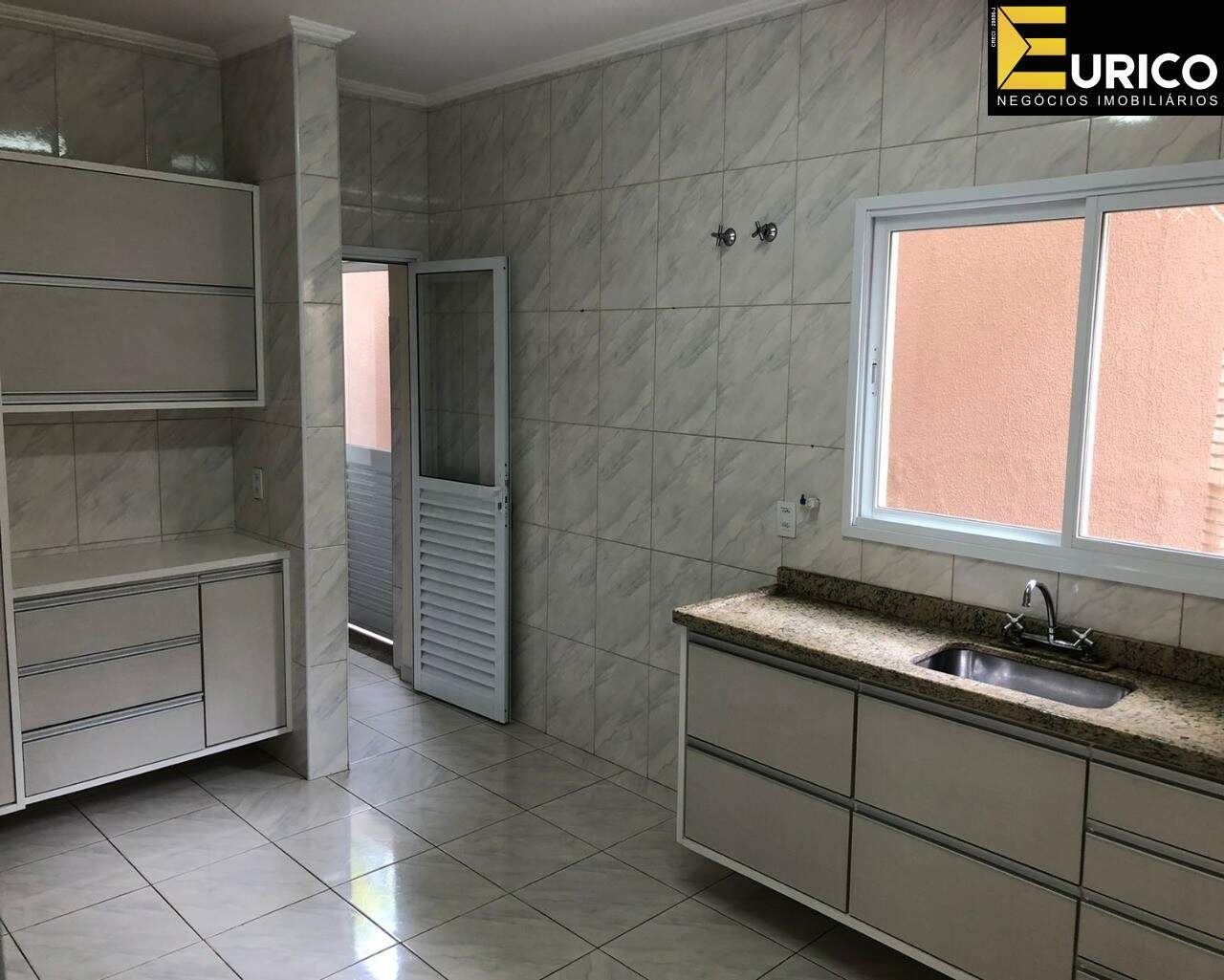 Casa em condomínio para aluguel no Condomínio Vivenda das Quaresmeiras em Valinhos/SP: Foto 06