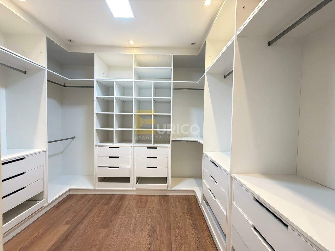 Casa em condomínio para aluguel no Condomínio Reserva das Palmeiras em Valinhos/SP: