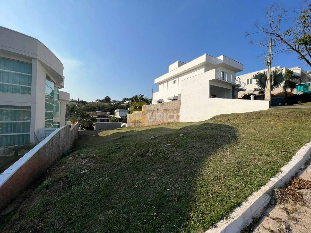 Terreno à venda no Centro em Vinhedo/SP: 