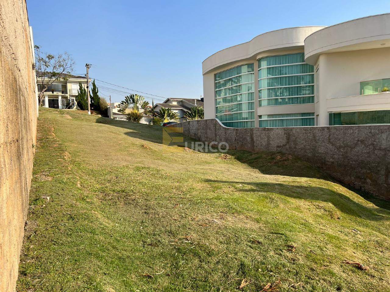 Terreno à venda no Centro em Vinhedo/SP: 