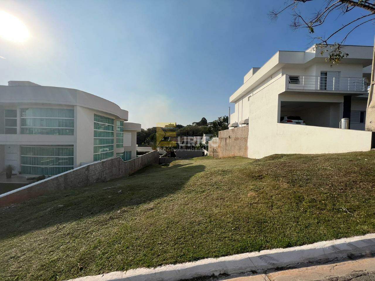 Terreno à venda no Centro em Vinhedo/SP: 