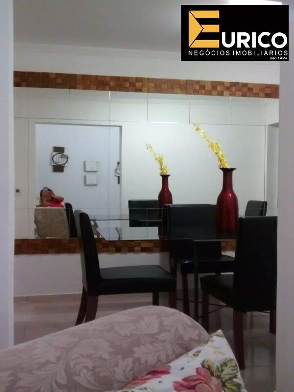 Casa à venda no Centro em Vinhedo/SP: Foto 02