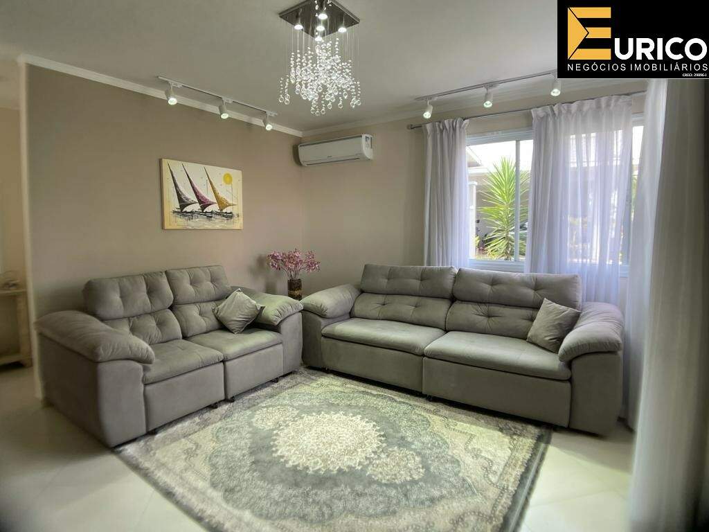 Casa em condomínio à venda no Condomínio Bosque dos Cambarás em Valinhos/SP: Sala de TV/Estar