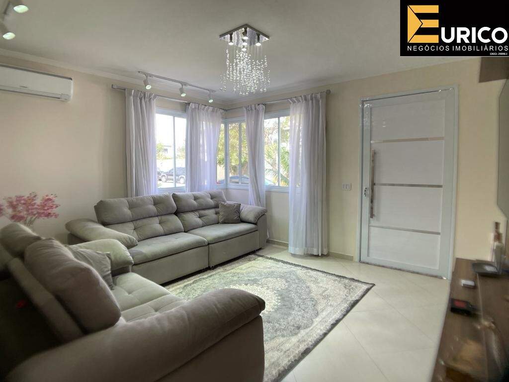 Casa em condomínio à venda no Condomínio Bosque dos Cambarás em Valinhos/SP: Sala de TV/Estar