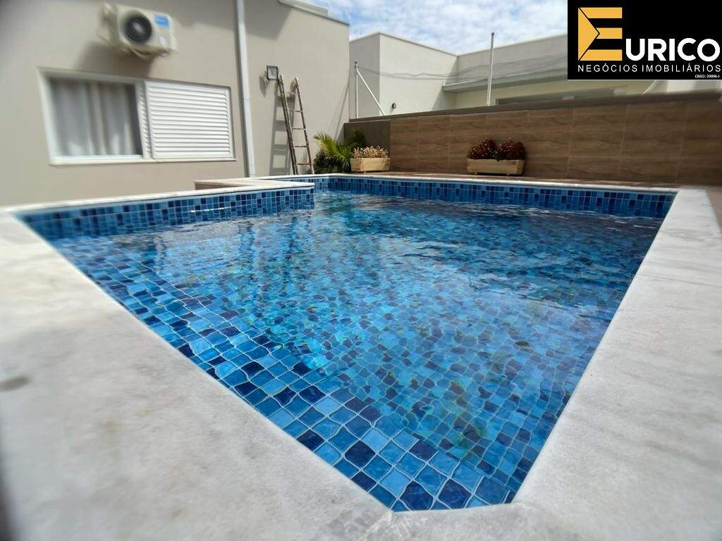 Casa em condomínio à venda no Condomínio Bosque dos Cambarás em Valinhos/SP: Piscina