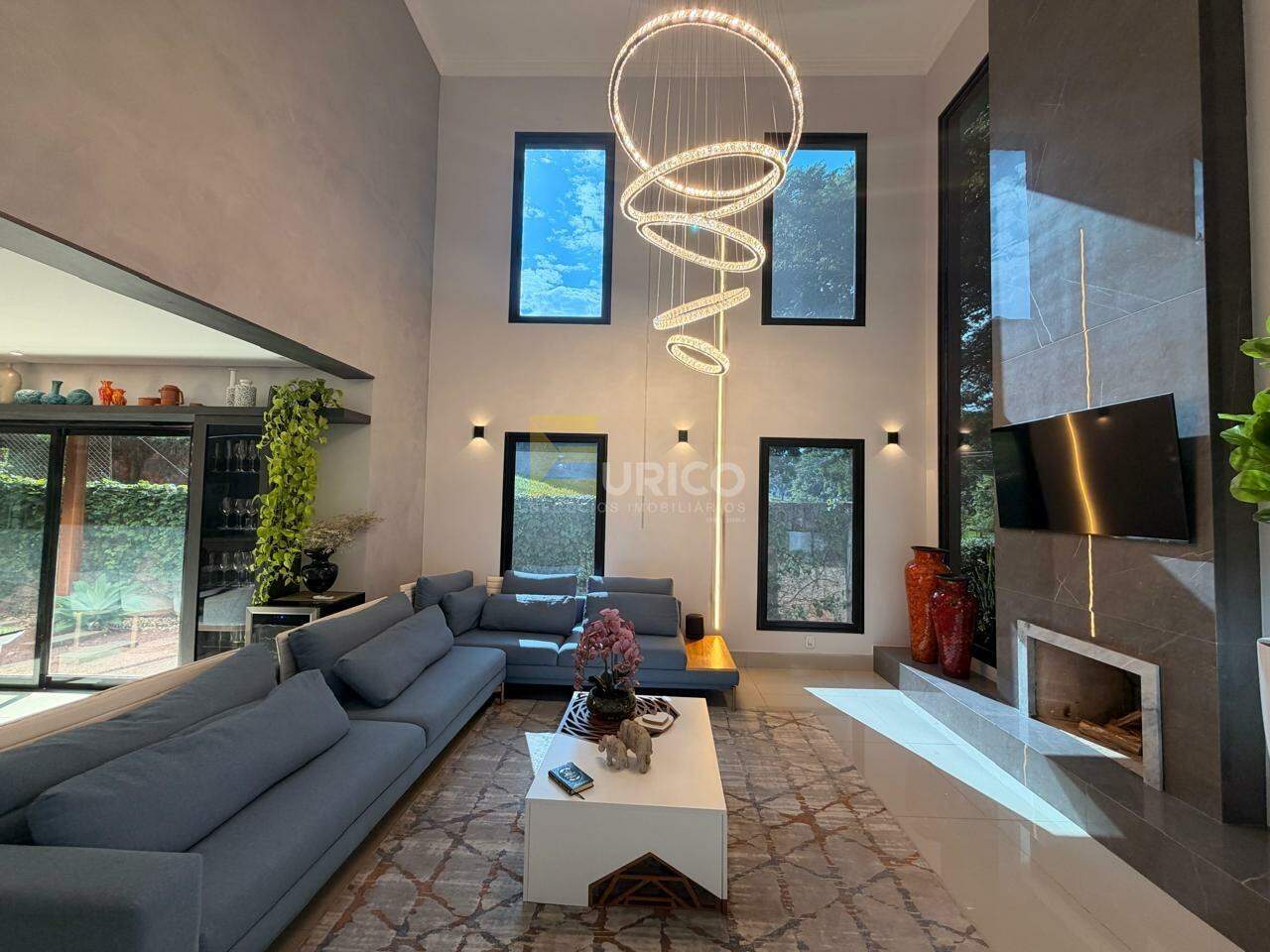 Casa em condomínio à venda no Condomínio Reserva dos Vinhedos em Louveira/SP: