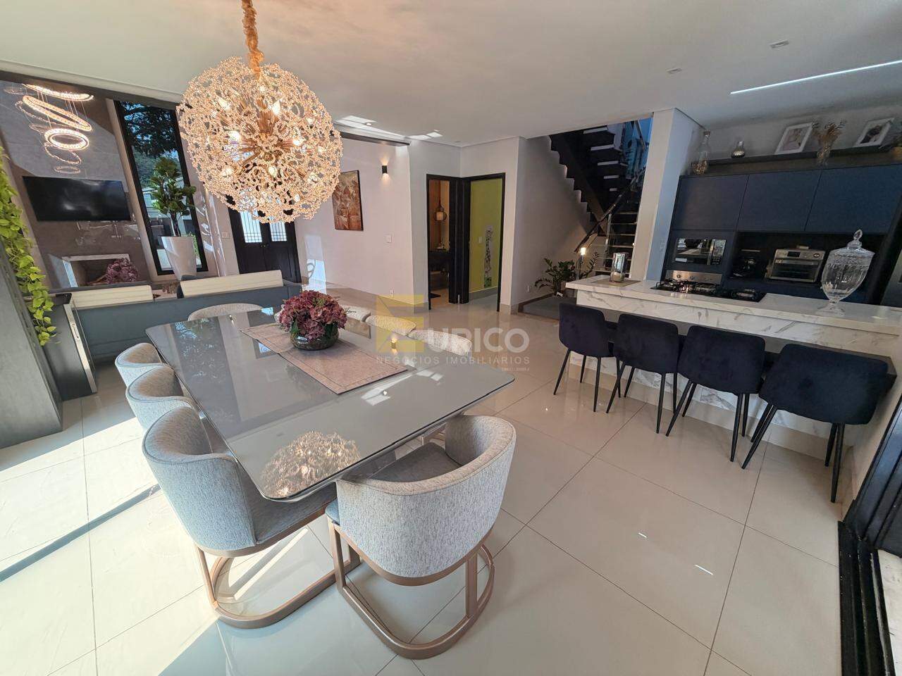 Casa em condomínio à venda no Condomínio Reserva dos Vinhedos em Louveira/SP: