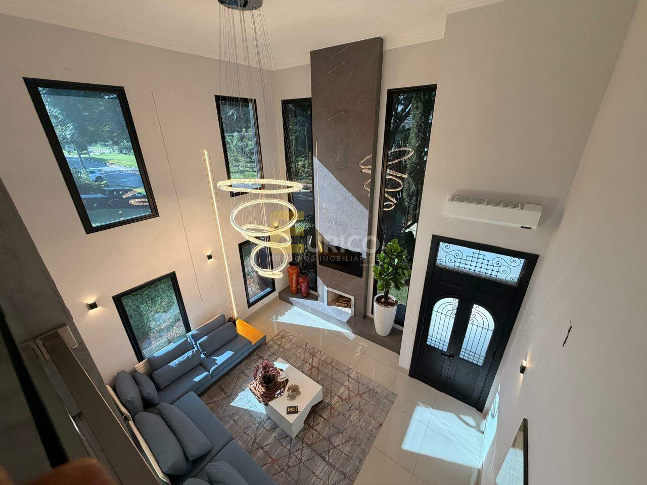 Casa em condomínio à venda no Condomínio Reserva dos Vinhedos em Louveira/SP: