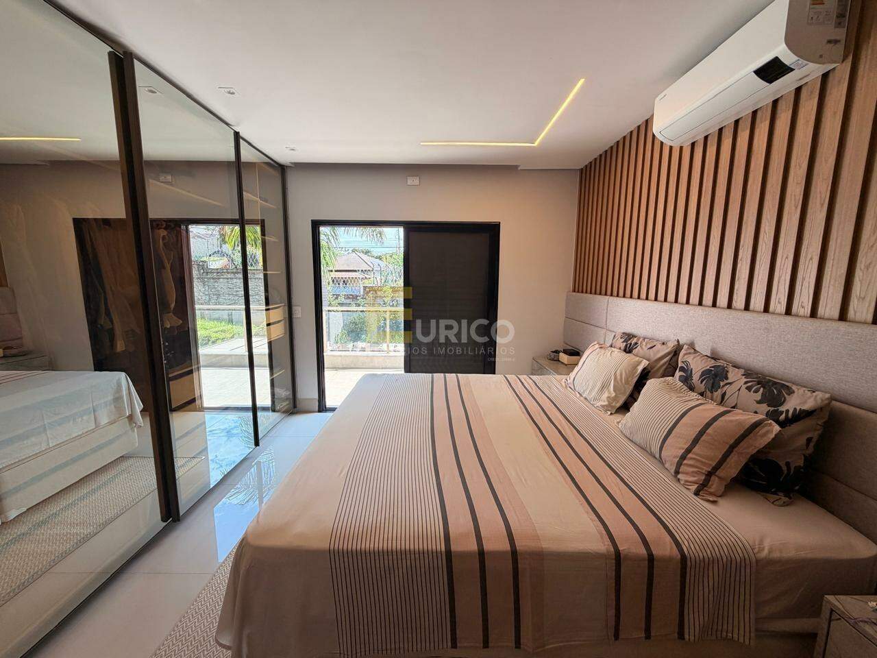 Casa em condomínio à venda no Condomínio Reserva dos Vinhedos em Louveira/SP: