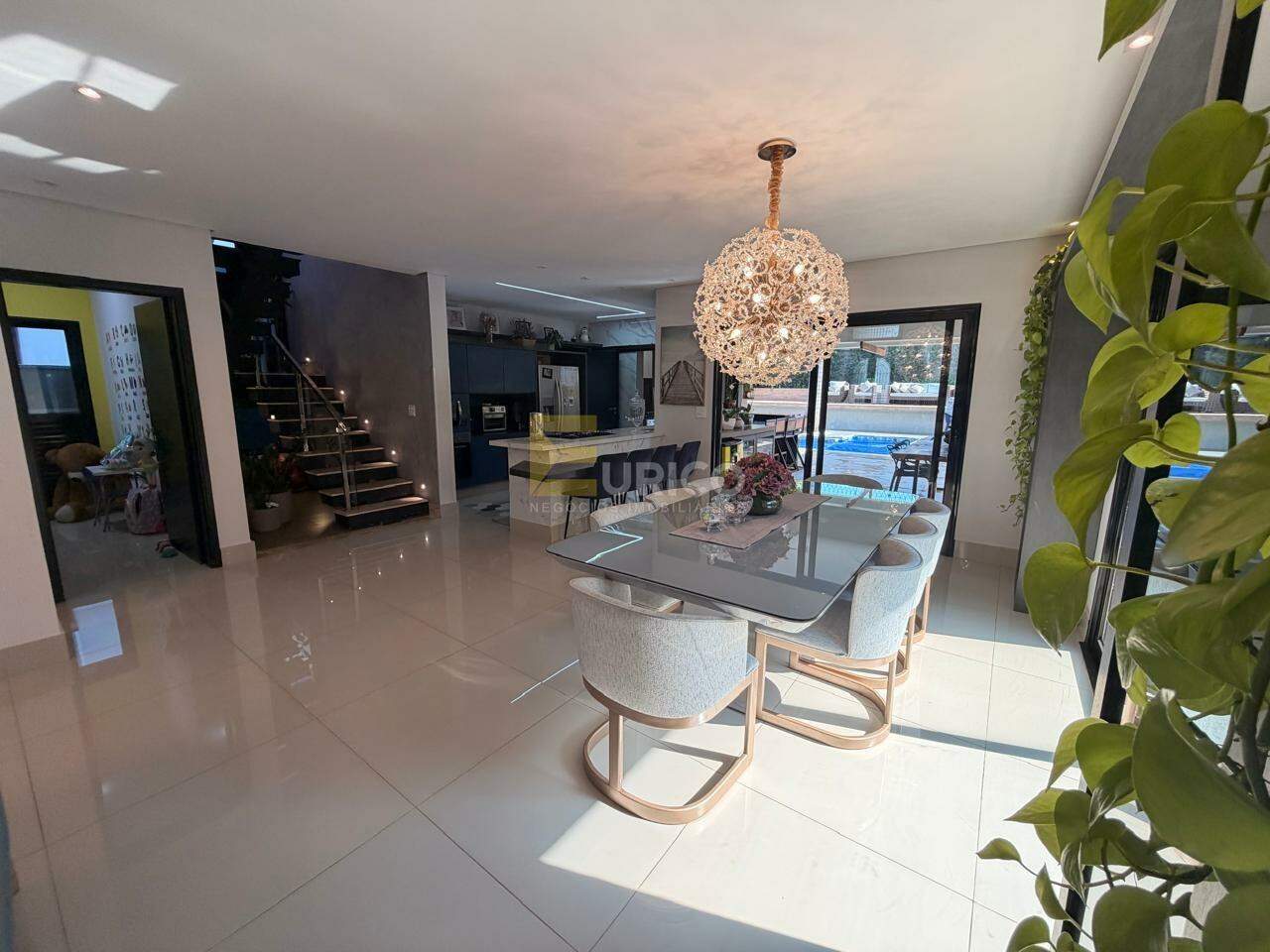 Casa em condomínio à venda no Condomínio Reserva dos Vinhedos em Louveira/SP: