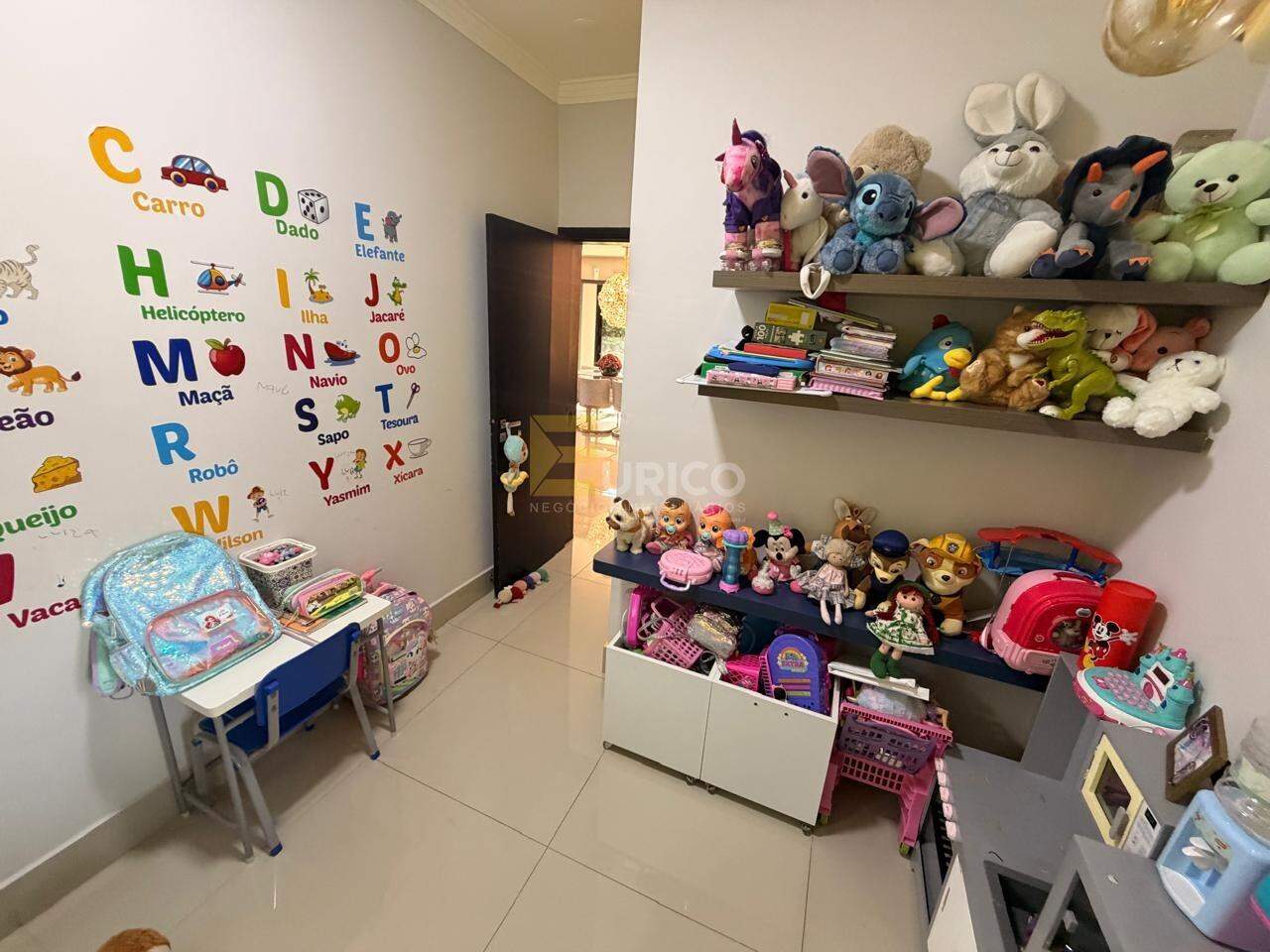 Casa em condomínio à venda no Condomínio Reserva dos Vinhedos em Louveira/SP: