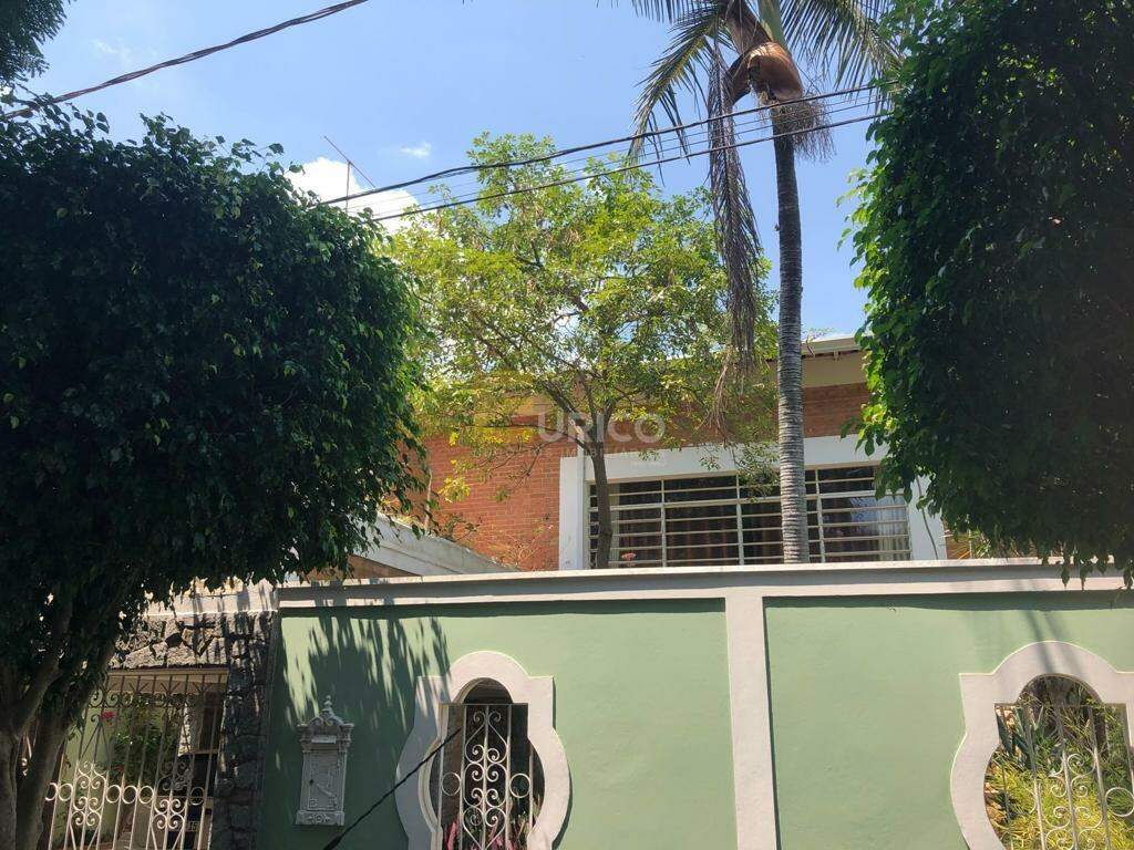Casa à venda no Centro em Vinhedo/SP: 