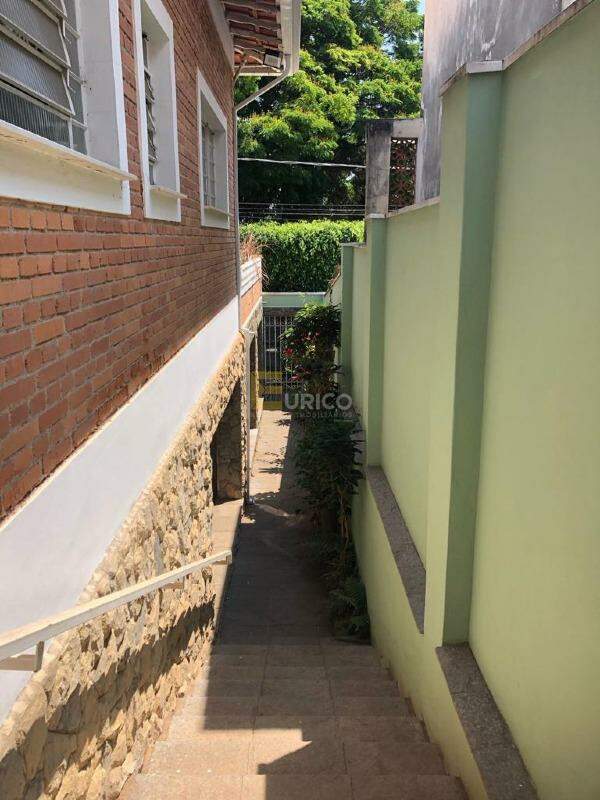 Casa à venda no Centro em Vinhedo/SP: 