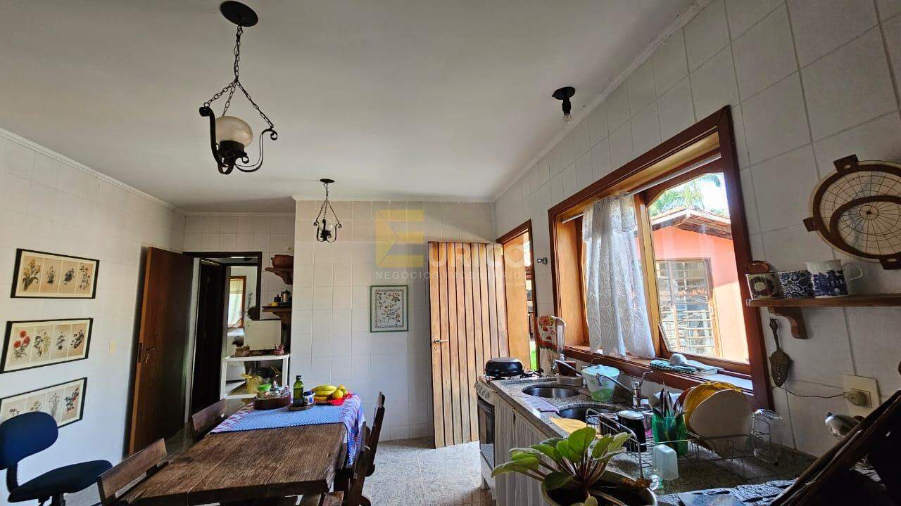 Casa em condomínio à venda no Condomínio São Joaquim em Vinhedo/SP: 