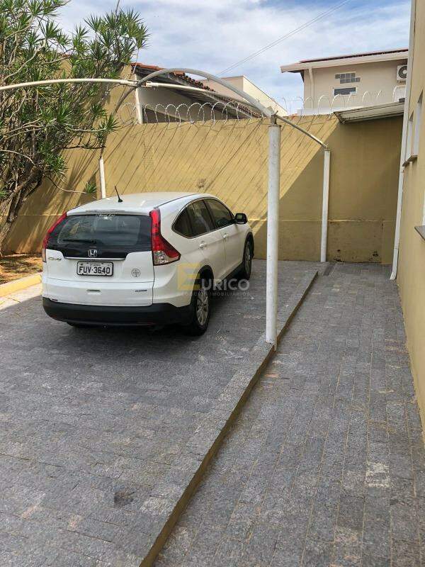 Casa à venda no Centro em Vinhedo/SP: 