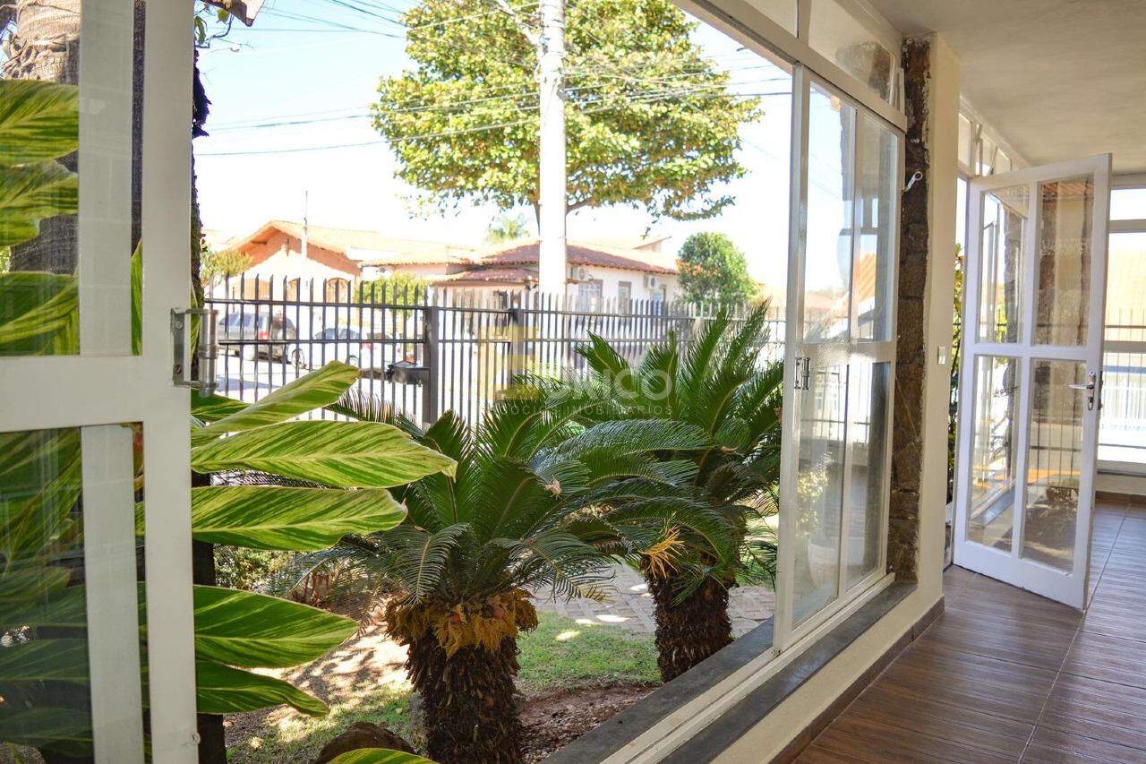 Casa à venda no Centro em Vinhedo/SP: 