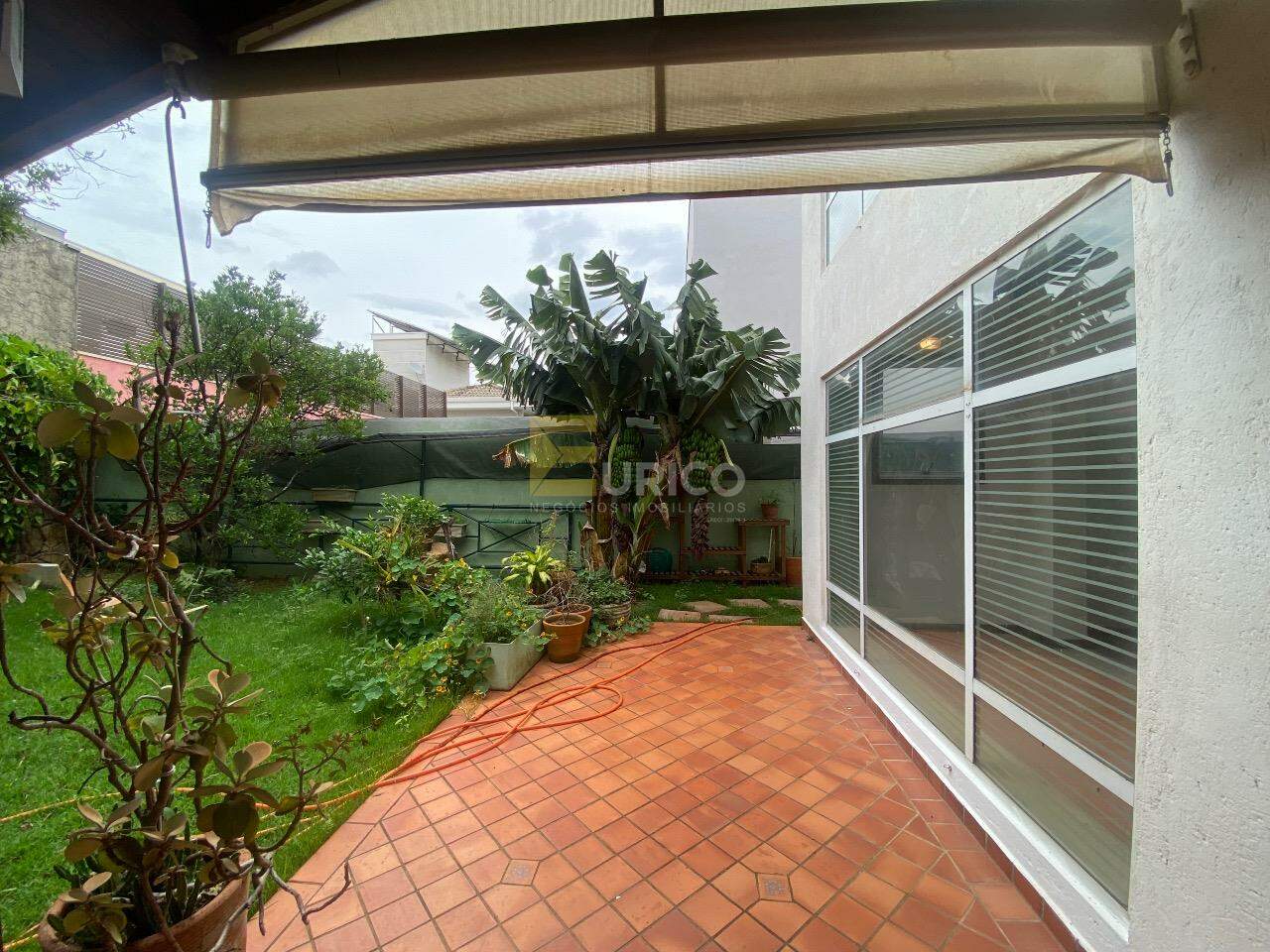 Casa em condomínio à venda no Condomínio Recanto dos Paturis em Vinhedo/SP: 