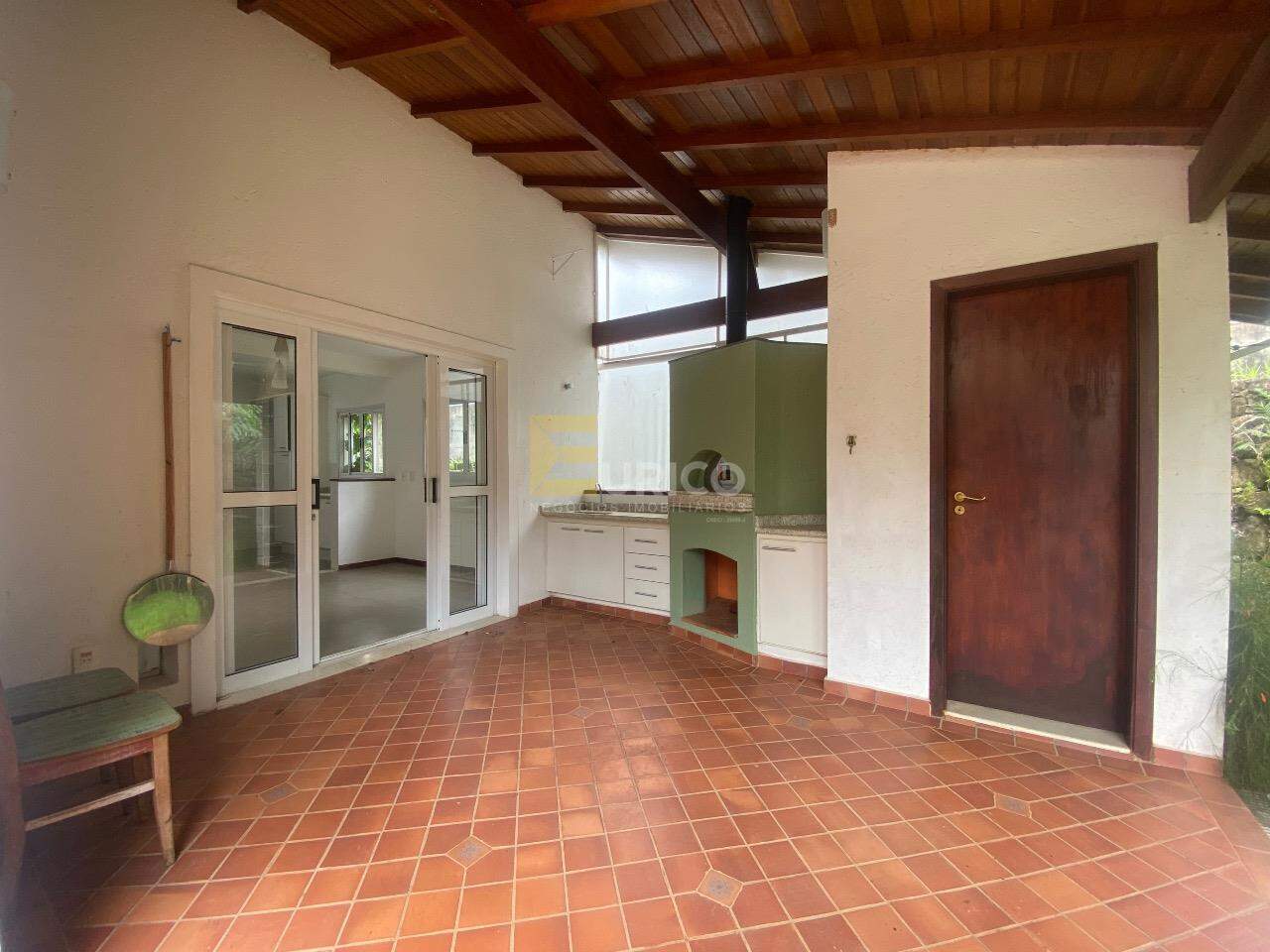 Casa em condomínio à venda no Condomínio Recanto dos Paturis em Vinhedo/SP: 