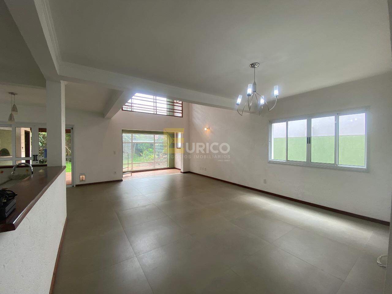 Casa em condomínio à venda no Condomínio Recanto dos Paturis em Vinhedo/SP: 