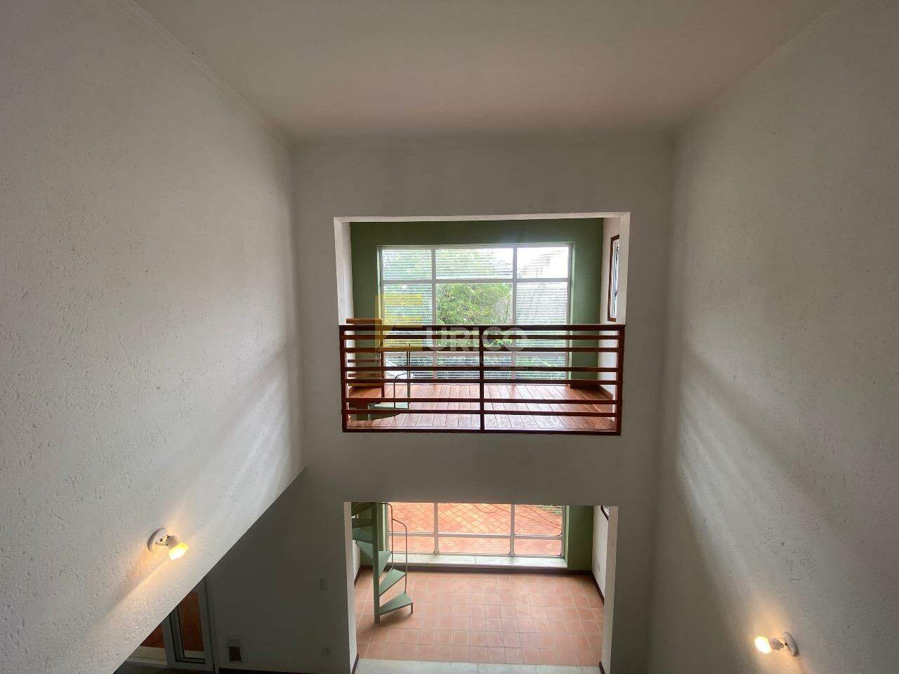 Casa em condomínio à venda no Condomínio Recanto dos Paturis em Vinhedo/SP: 