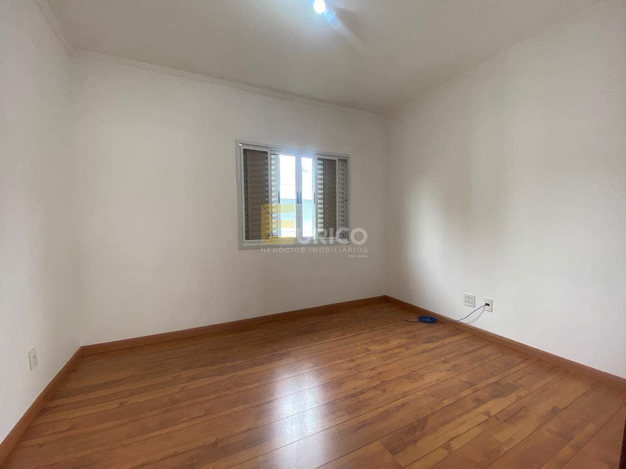 Casa em condomínio à venda no Condomínio Recanto dos Paturis em Vinhedo/SP: 