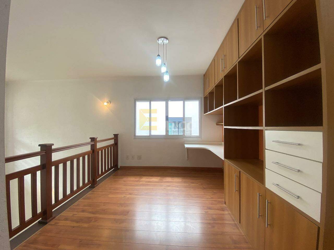 Casa em condomínio à venda no Condomínio Recanto dos Paturis em Vinhedo/SP: 