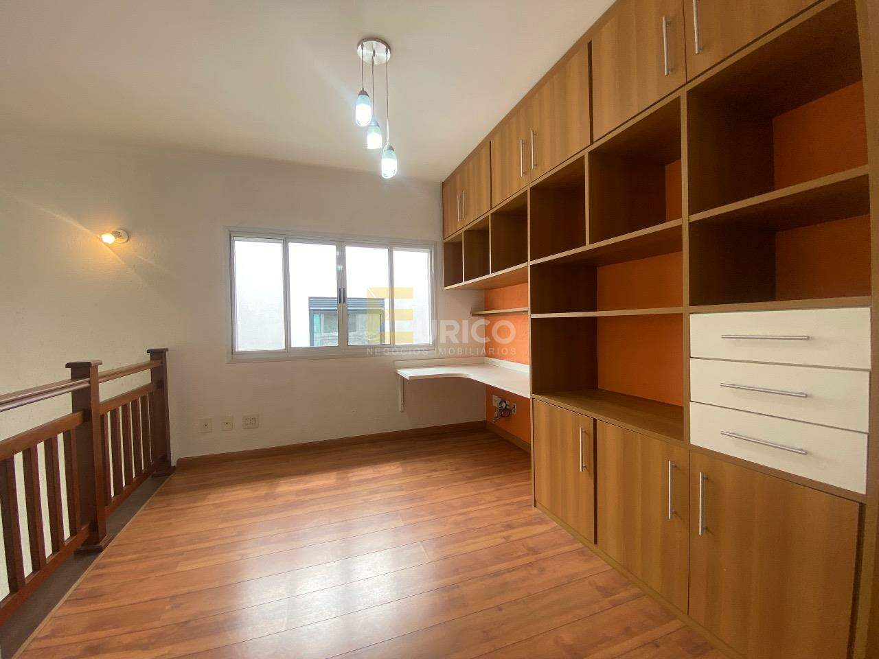 Casa em condomínio à venda no Condomínio Recanto dos Paturis em Vinhedo/SP: 