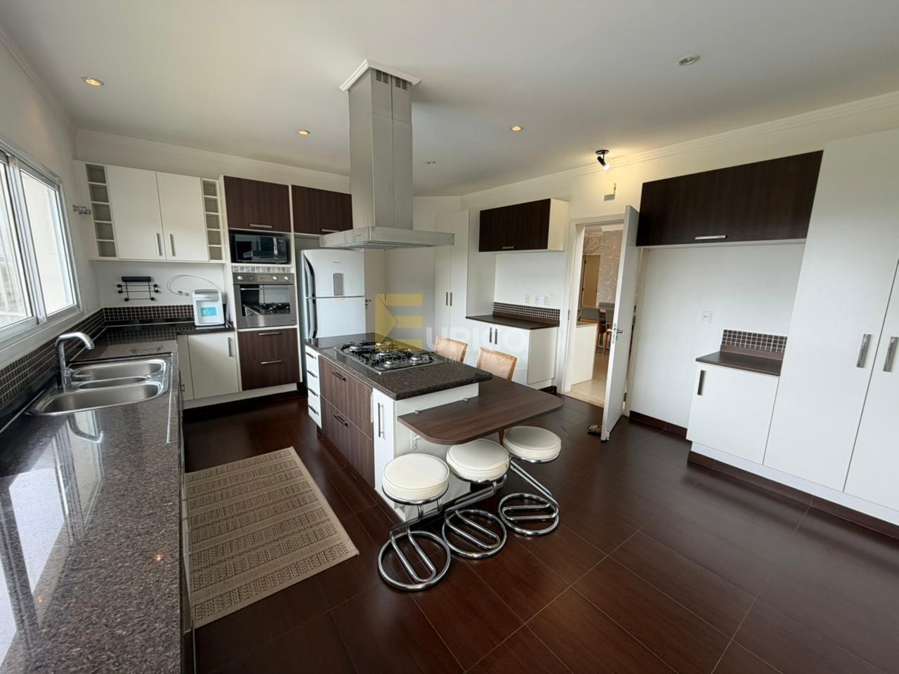 Casa em condomínio à venda no Condomínio Sol Vinhedo Village em Vinhedo/SP: