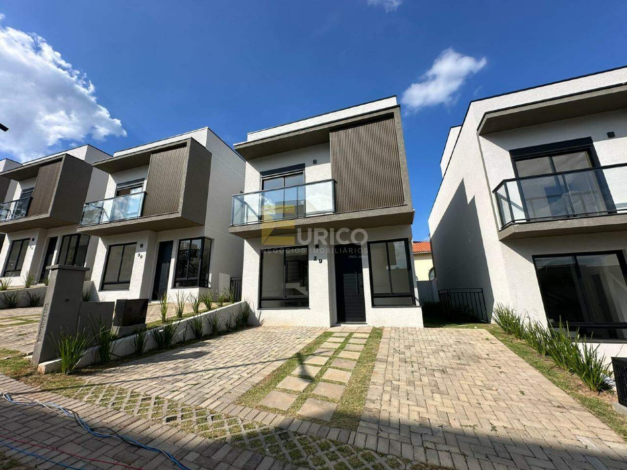 Casa em condomínio à venda no Condomínio Residencial Mont Blanc em Vinhedo/SP: 