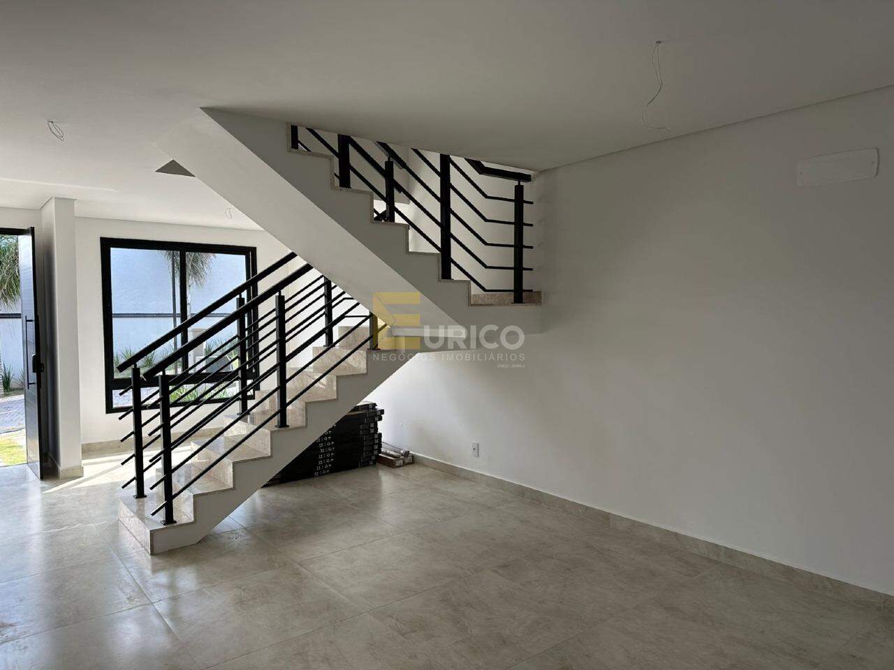 Casa em condomínio à venda no Condomínio Residencial Mont Blanc em Vinhedo/SP: 
