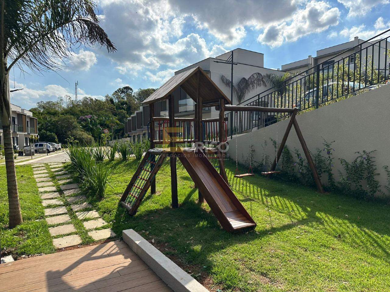Casa em condomínio à venda no Condomínio Residencial Mont Blanc em Vinhedo/SP: 