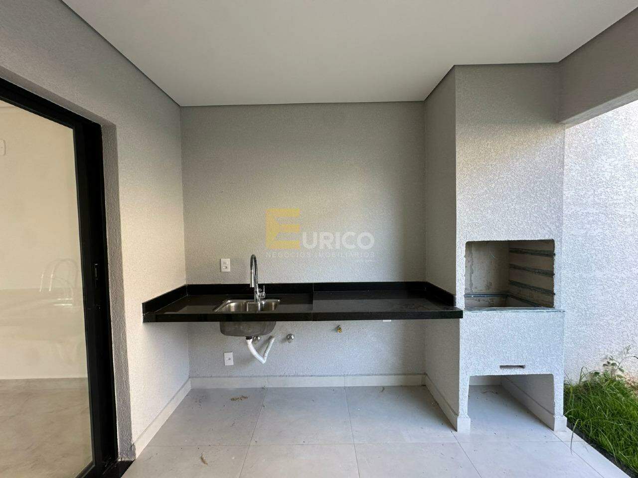 Casa em condomínio à venda no Condomínio Residencial Mont Blanc em Vinhedo/SP: 
