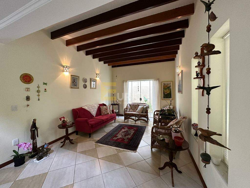 Casa em condomínio à venda no Condomínio Morada das Nascentes em Valinhos/SP: 