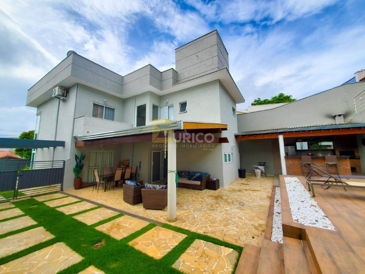 Casa em condomínio à venda no Condomínio Terras de Vinhedo em Vinhedo/SP:
