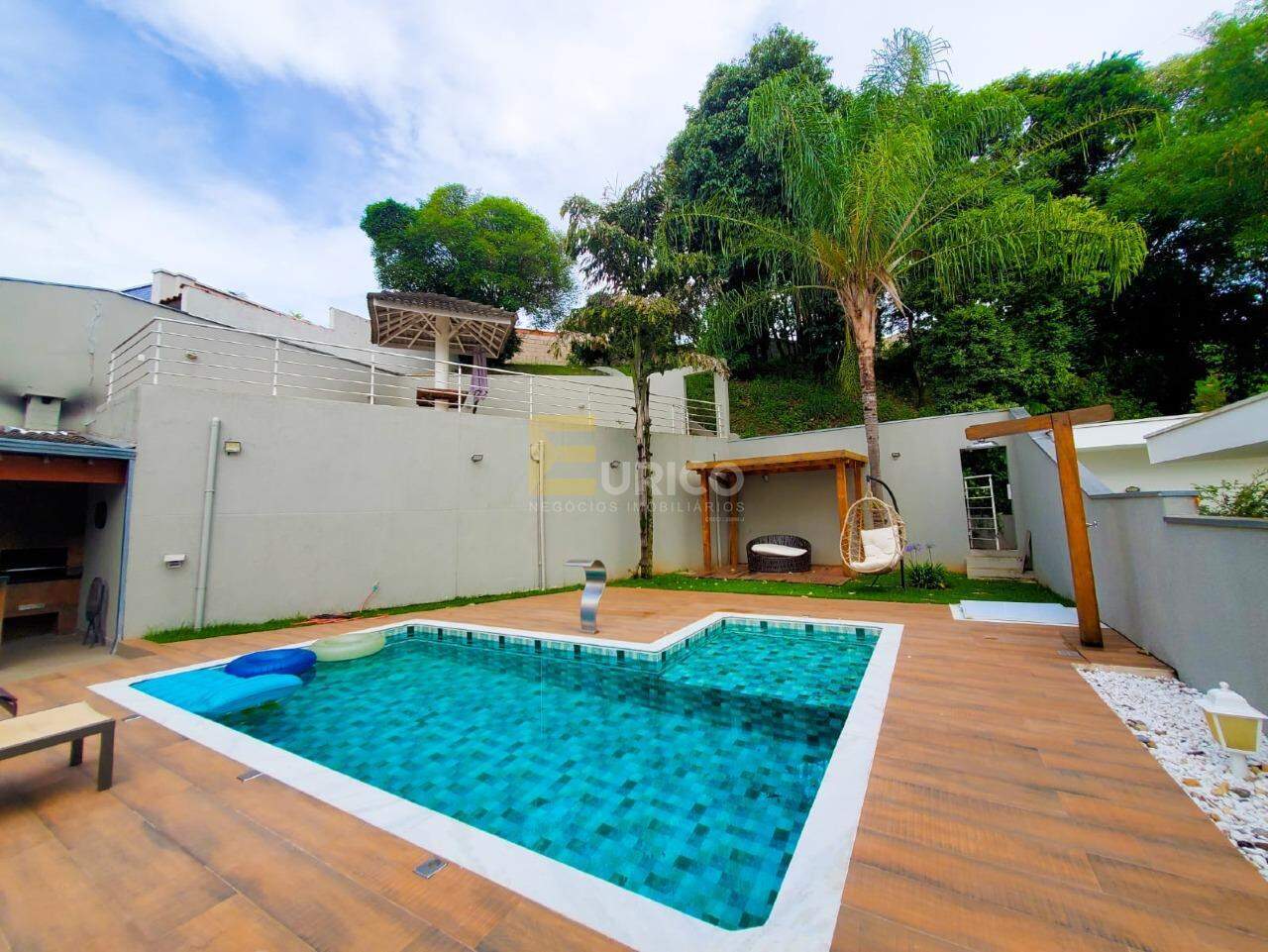 Casa em condomínio à venda no Condomínio Terras de Vinhedo em Vinhedo/SP: 